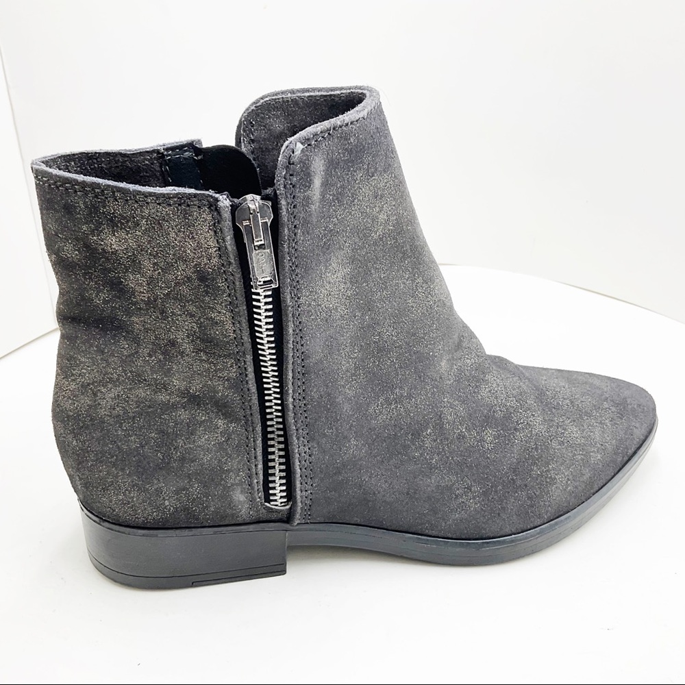 {Jiudit Firenze} Metallic Leather Ankle Boots